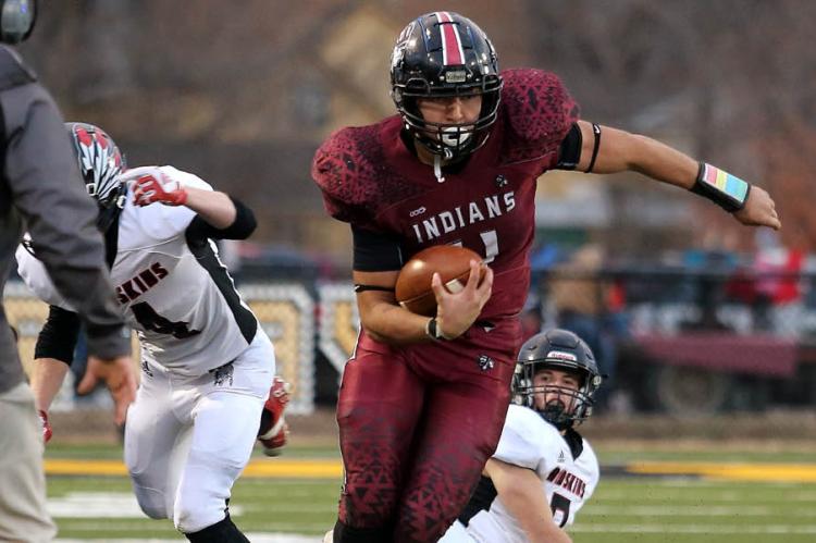 8-Man I Top 8: Manny Chavez (Photo: Everett Royer, KSportsImages.com)