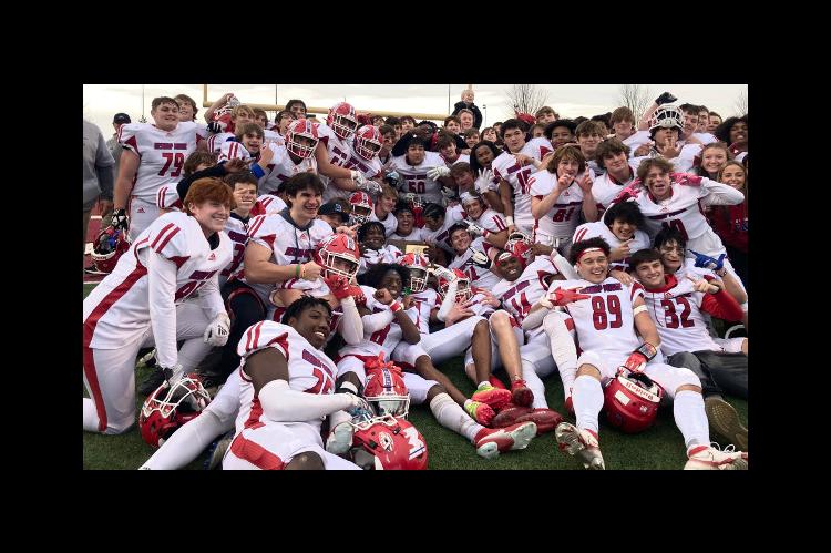 Bishop Miege won a state best 11th state title in program history last fall and appear poised to repeat again this fall. (Photo: Isaac Deer)
